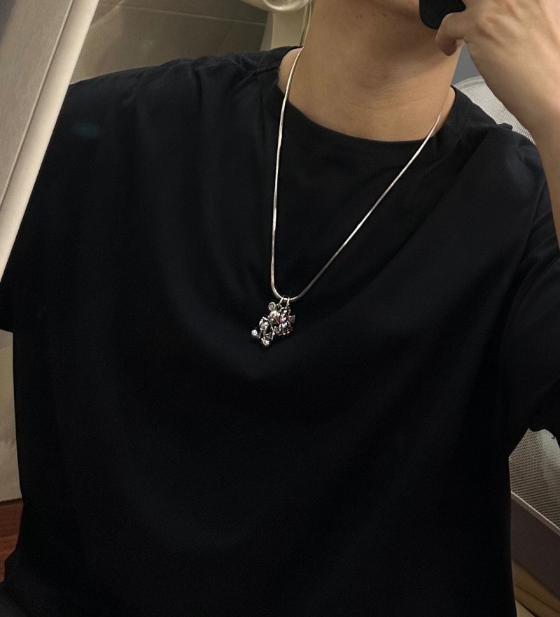 LV Necklaces